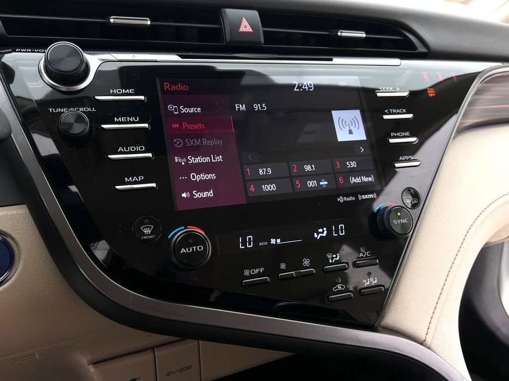 Used 2019 Toyota Camry XLE image 19