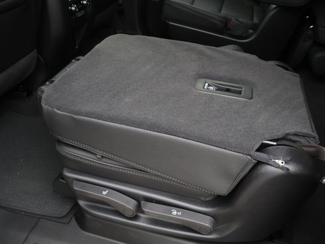 New 2026 GMC Yukon XL Denali w/ Sun & Power Step Package AWD/4WD image 15