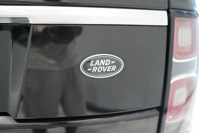 Used 2020 Land Rover Range Rover Long Wheelbase HSE AWD/4WD image 16
