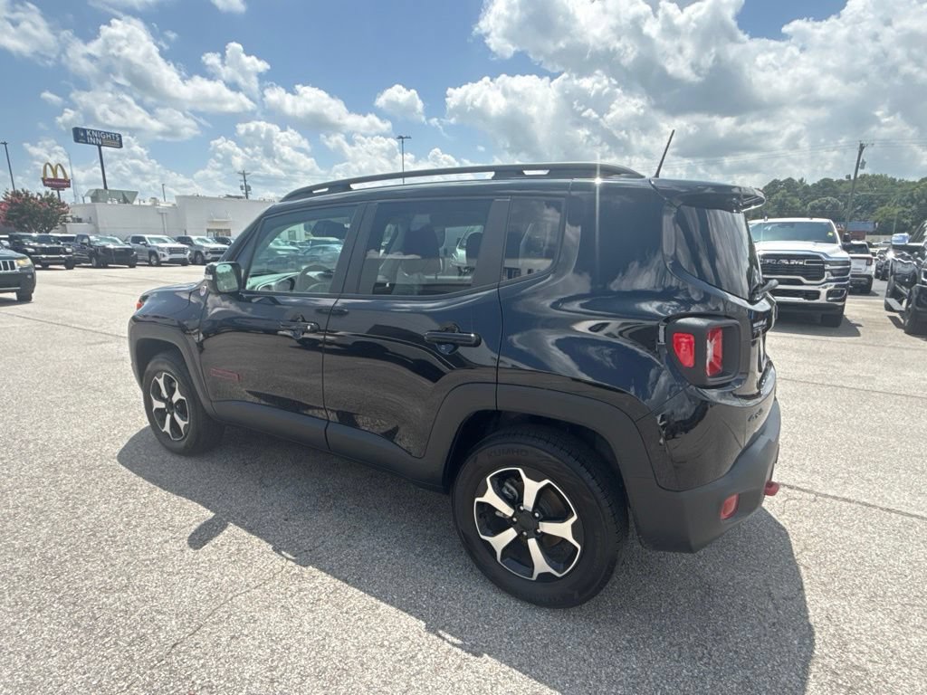Used 2022 Jeep Renegade Trailhawk w/ Trailer Tow Group AWD/4WD image 6