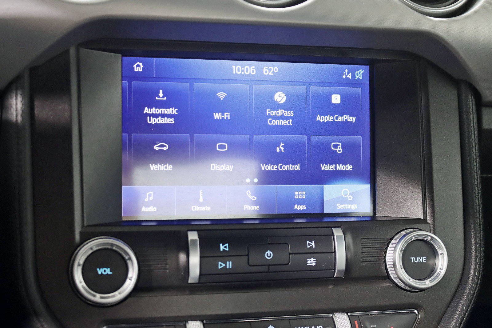 Used 2021 Ford Mustang Premium w/ Black Accent Package RWD image 20