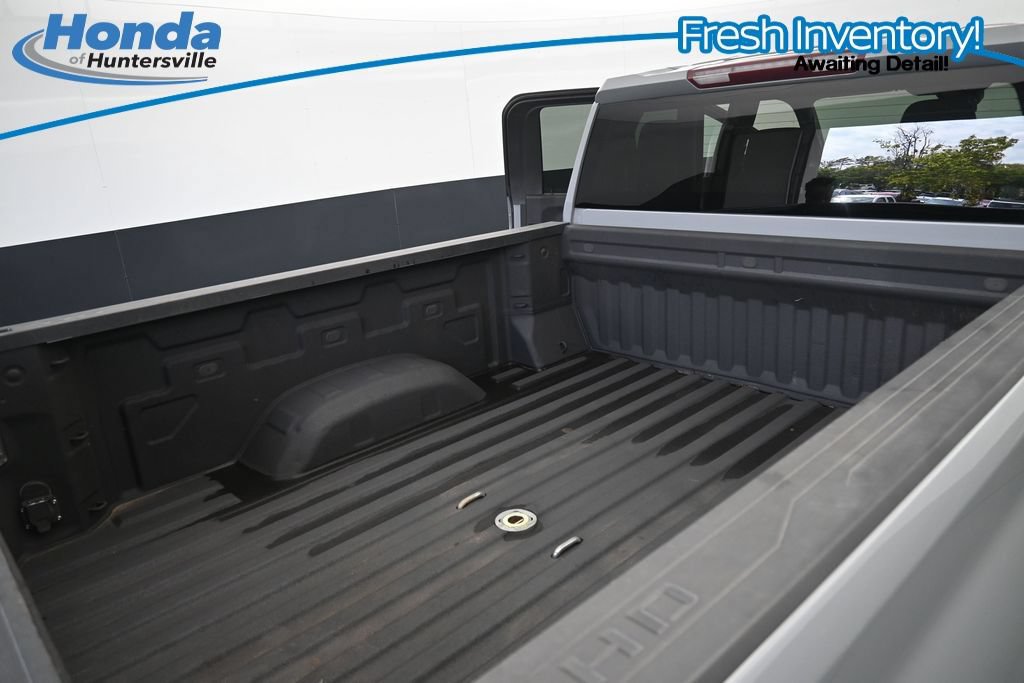 Used 2024 Chevrolet Silverado 2500 Custom w/ Custom Value Package AWD/4WD image 12