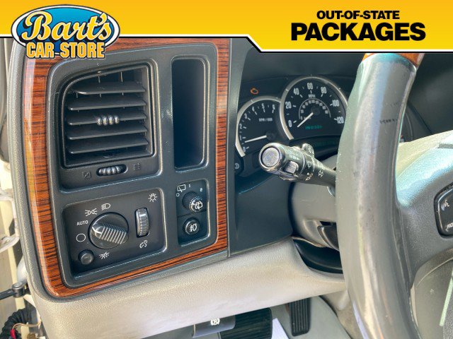 Used 2004 Cadillac Escalade AWD image 30
