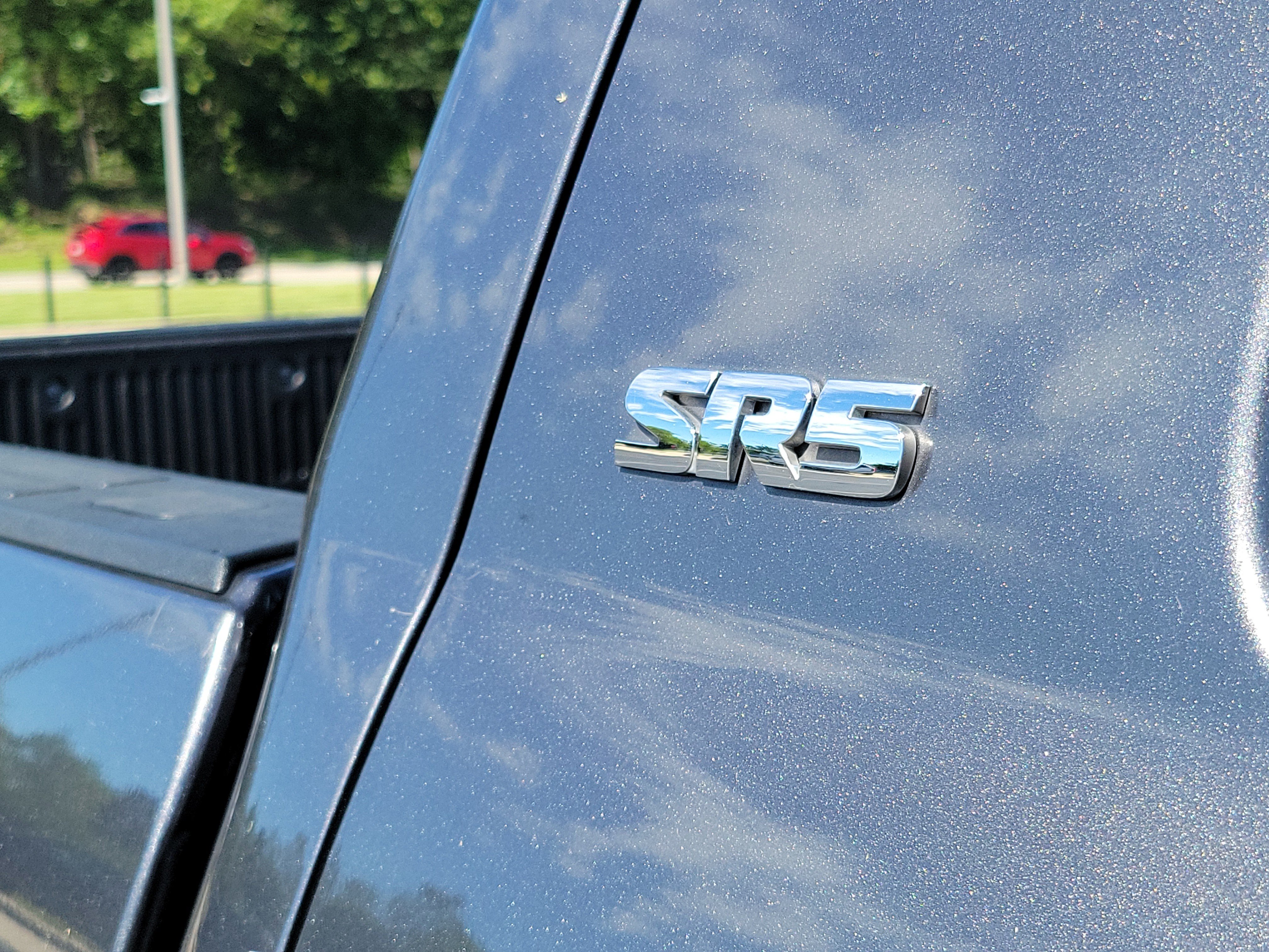 Used 2018 Toyota Tundra SR5 RWD image 7