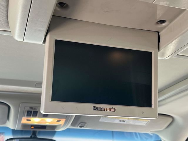 Used 2014 Cadillac Escalade Platinum image 19