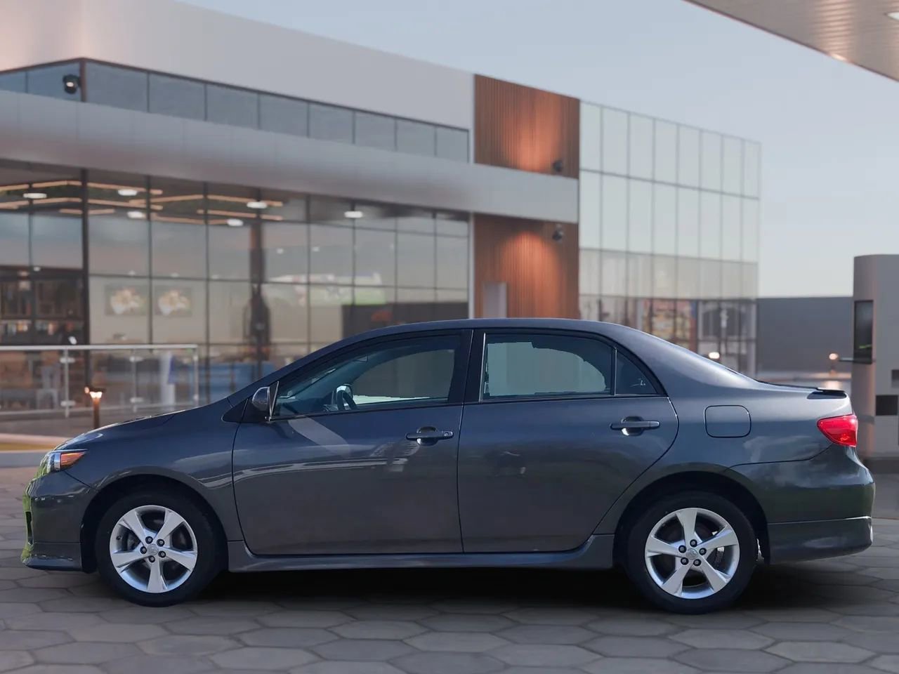 Used 2012 Toyota Corolla S image 8