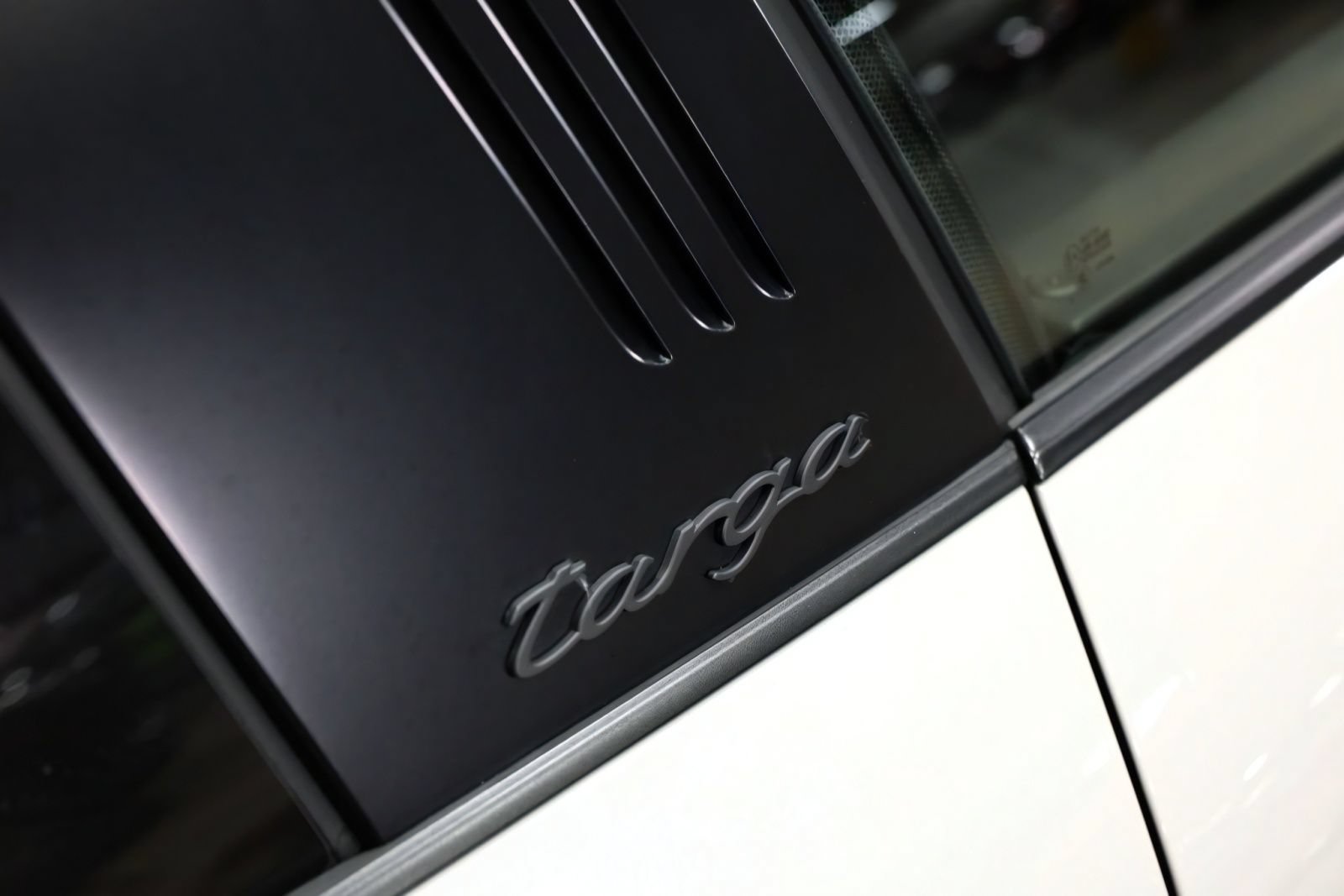 Used 2018 Porsche 911 Targa 4S AWD/4WD image 12