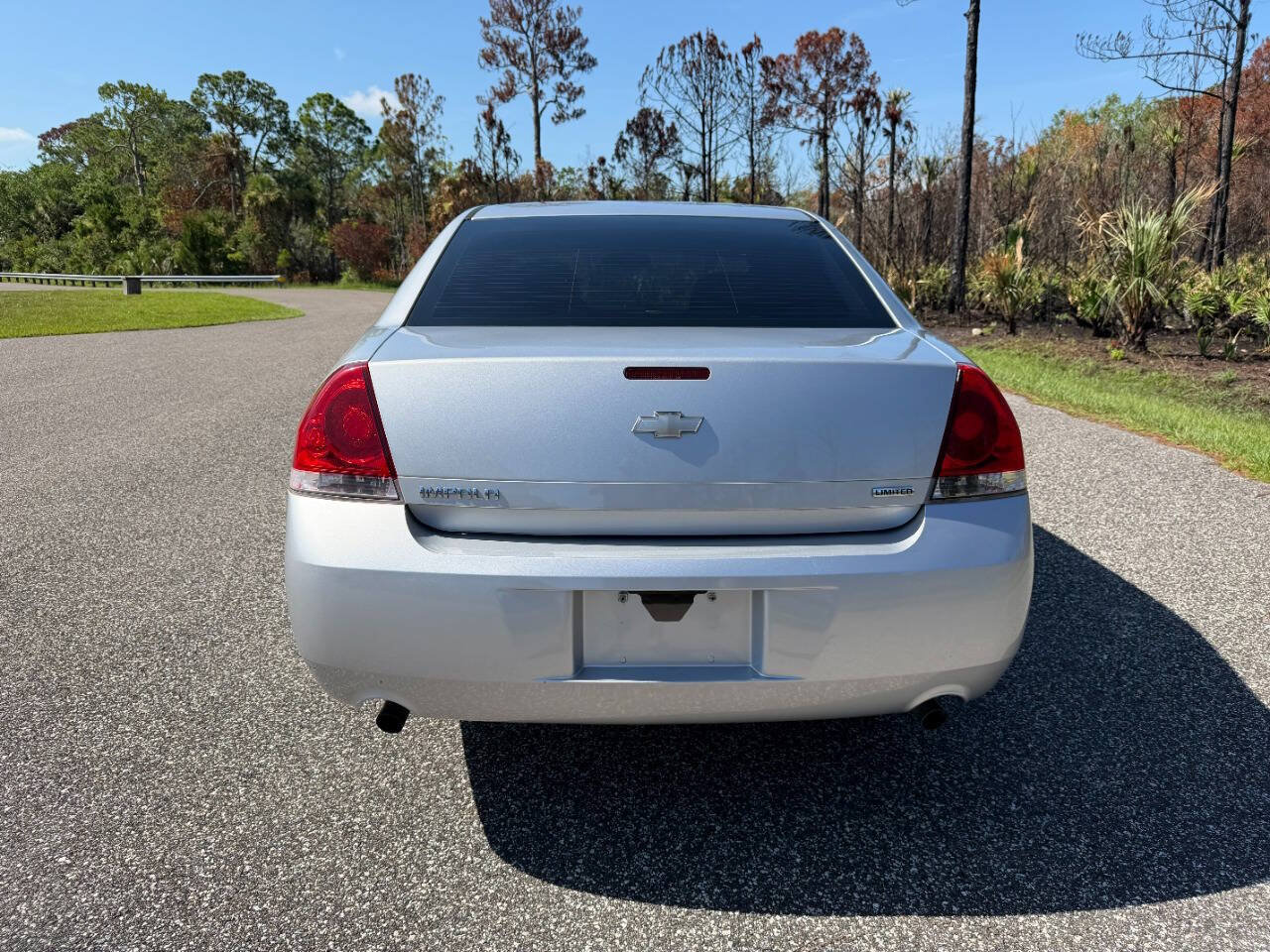 Used 2014 Chevrolet Impala Limited LS FWD image 4