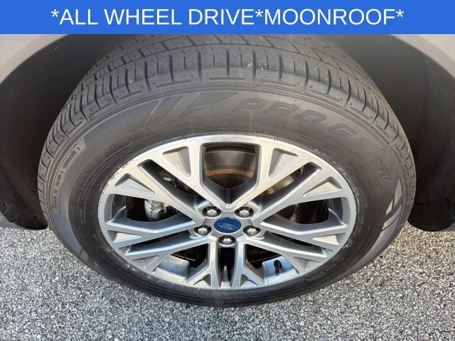 Used 2022 Ford Escape SEL w/ Technology Package AWD/4WD image 16