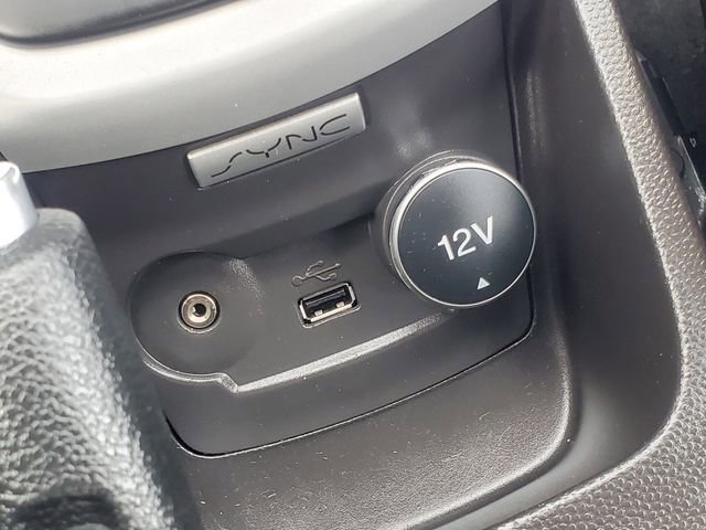 Used 2015 Ford Fiesta SE image 18
