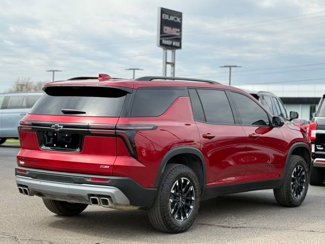 Used 2025 Chevrolet Traverse Z71 w/ Enhanced Driving Package AWD/4WD image 39