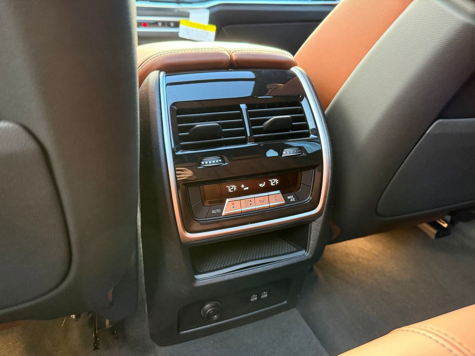 New 2026 BMW X5 xDrive40i w/ M Sport Package image 24