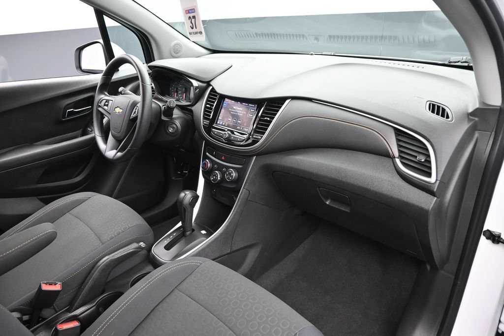 Used 2020 Chevrolet Trax LS w/ Tint and Cruise Package AWD/4WD image 21
