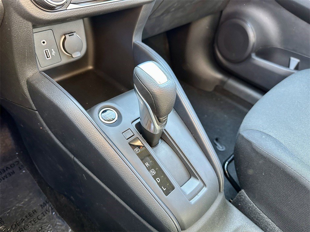 Used 2025 Nissan Kicks Play S image 29