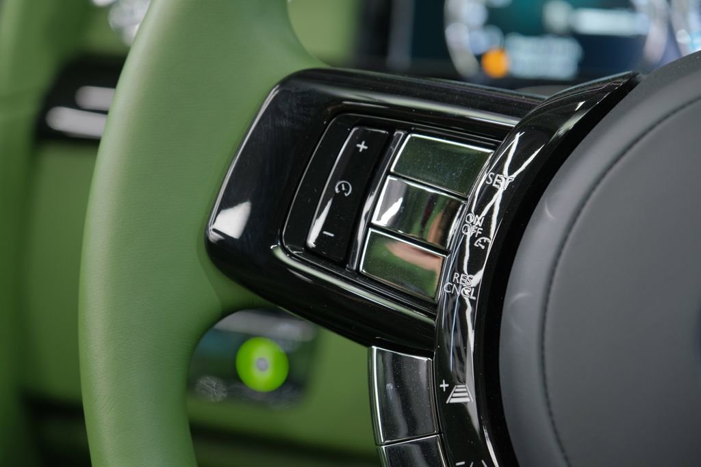 Used 2023 Rolls-Royce Phantom Sedan w/ The Phantom Package image 84