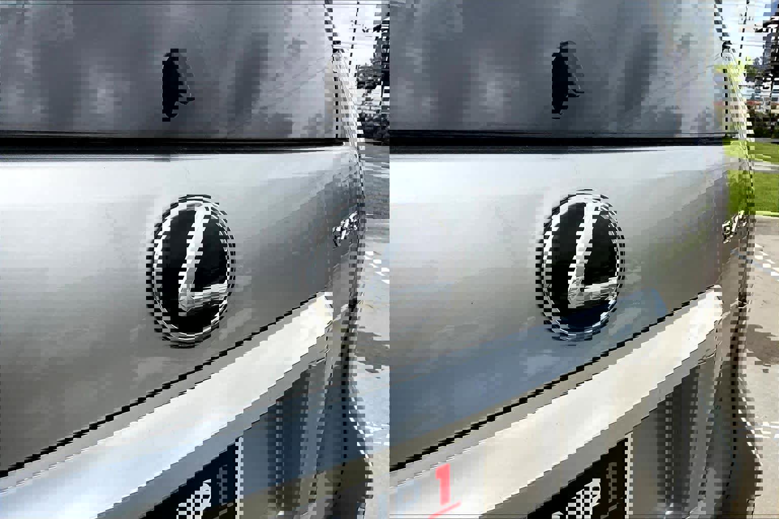 Used 2020 Lexus GX 460 Luxury w/ Accessory Package image 31