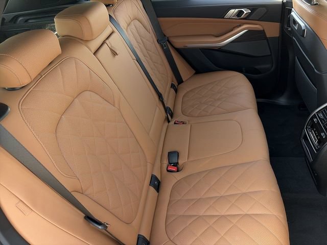 Used 2026 BMW X5 xDrive50e AWD/4WD image 13