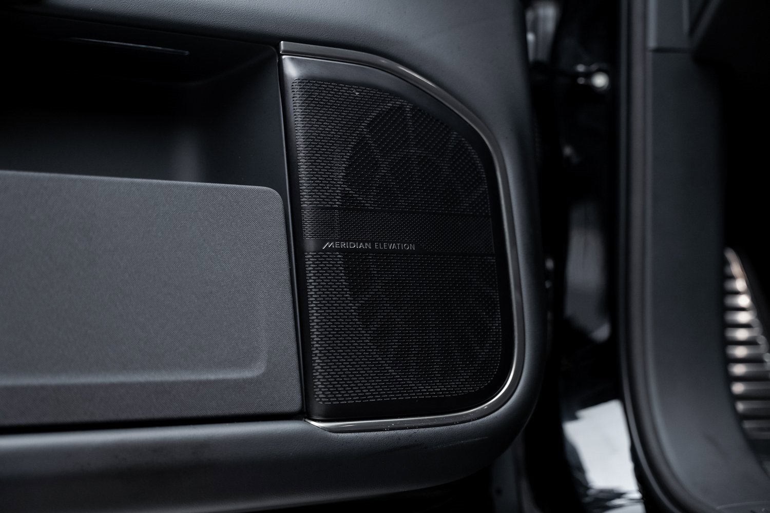 Used 2022 Rivian R1T Adventure image 48