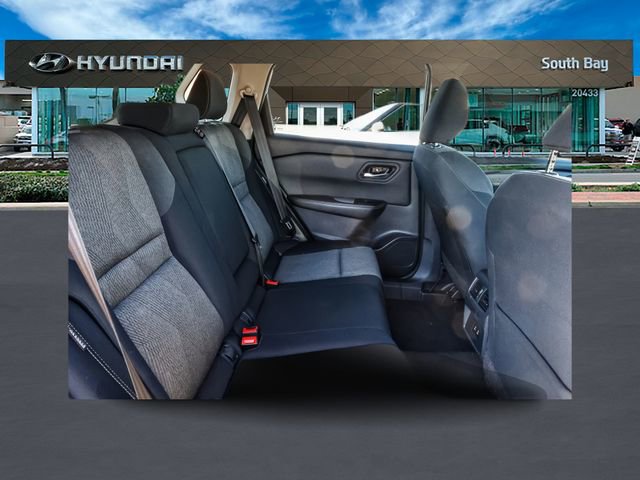 Used 2024 Nissan Rogue SV image 19