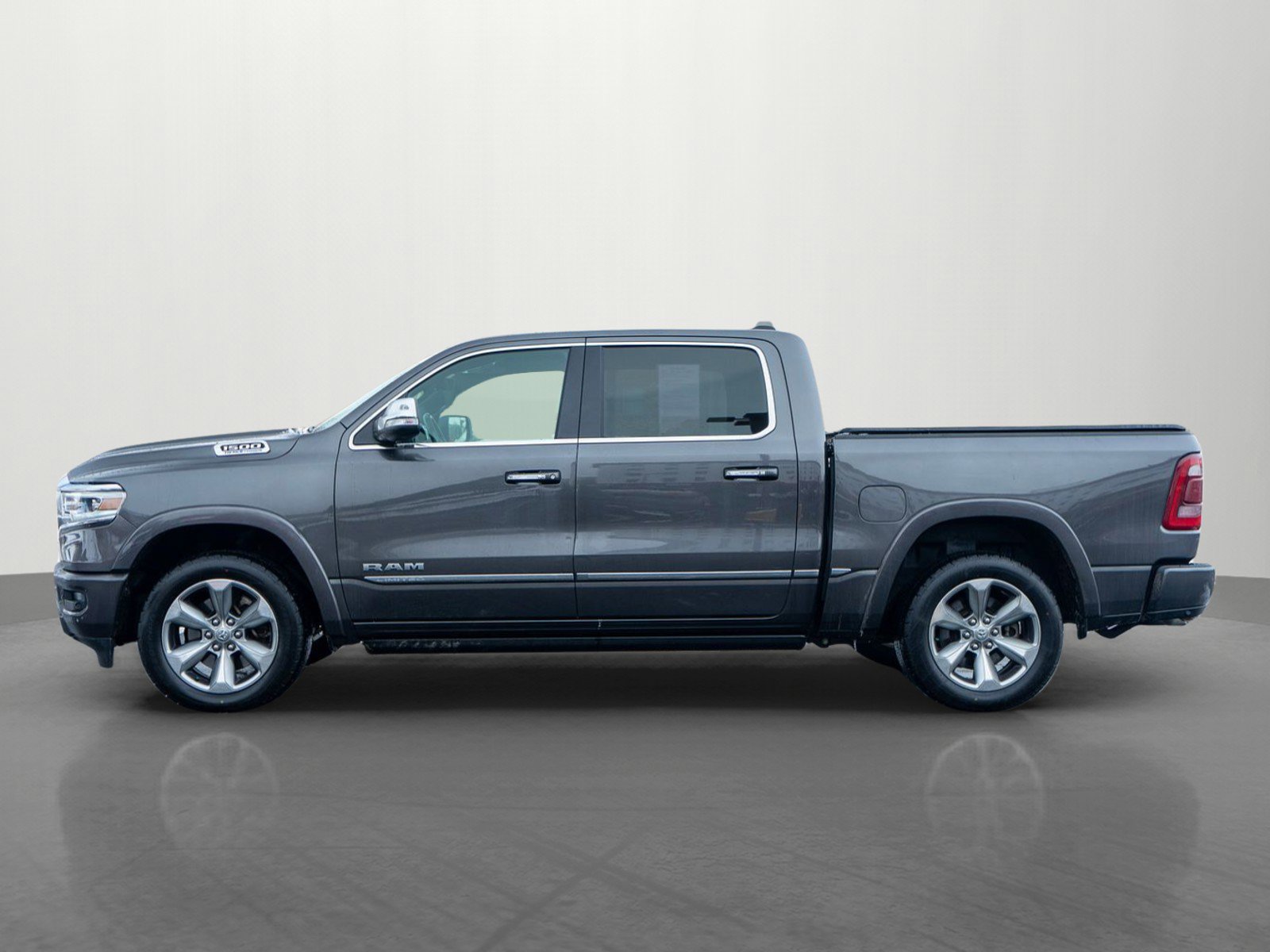 Used 2021 RAM 1500 Limited image 4