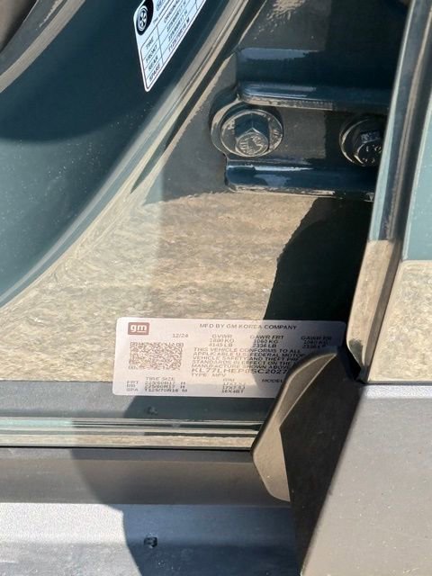 Used 2025 Chevrolet Trax LT FWD image 32