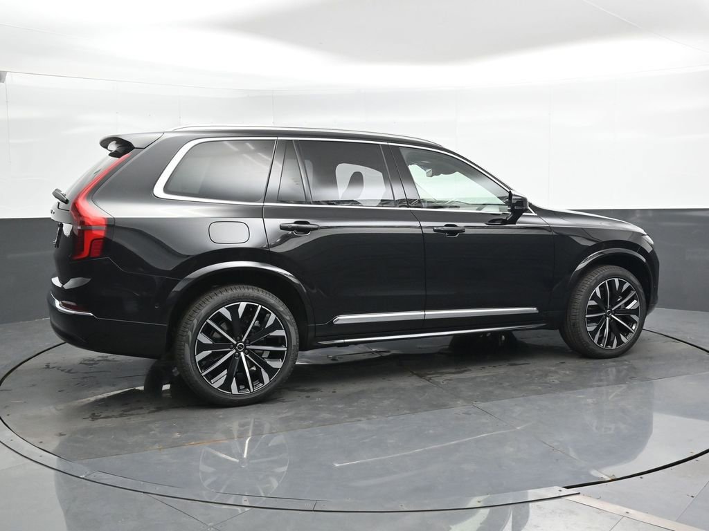 New 2026 Volvo XC90 B6 Ultra image 2