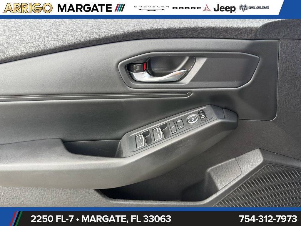 Used 2024 Honda Accord EX image 33