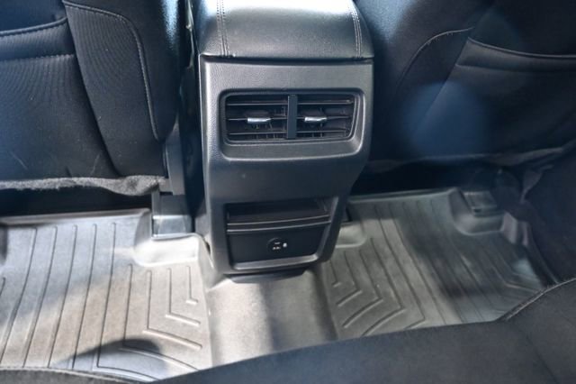 Used 2022 Ford Edge SE w/ Black Appearance Package AWD/4WD image 27