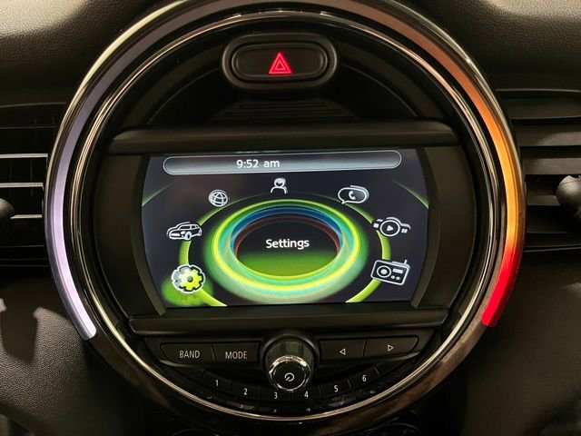 Used 2017 MINI Cooper 2-Door Hardtop image 28