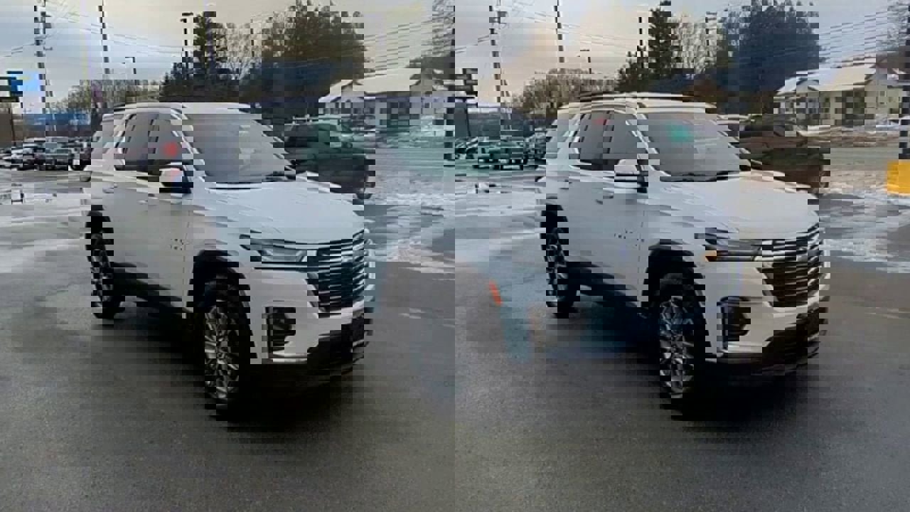 Certified 2023 Chevrolet Traverse LT image 2