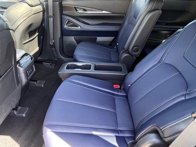 Certified 2026 INFINITI QX60 Sport w/ Dark Cargo Package image 27