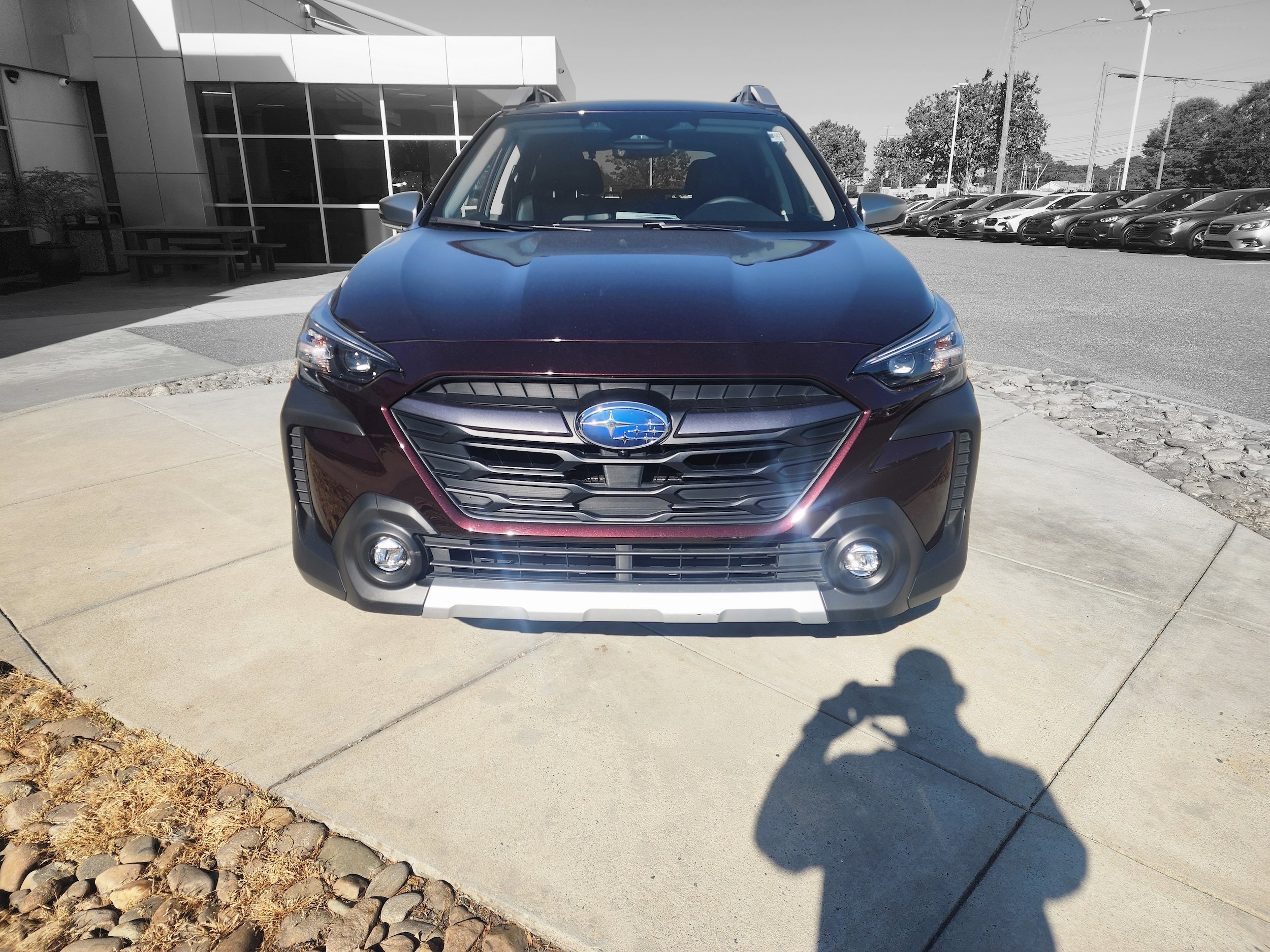 Certified 2023 Subaru Outback Touring w/ Popular Package #2 AWD/4WD image 2
