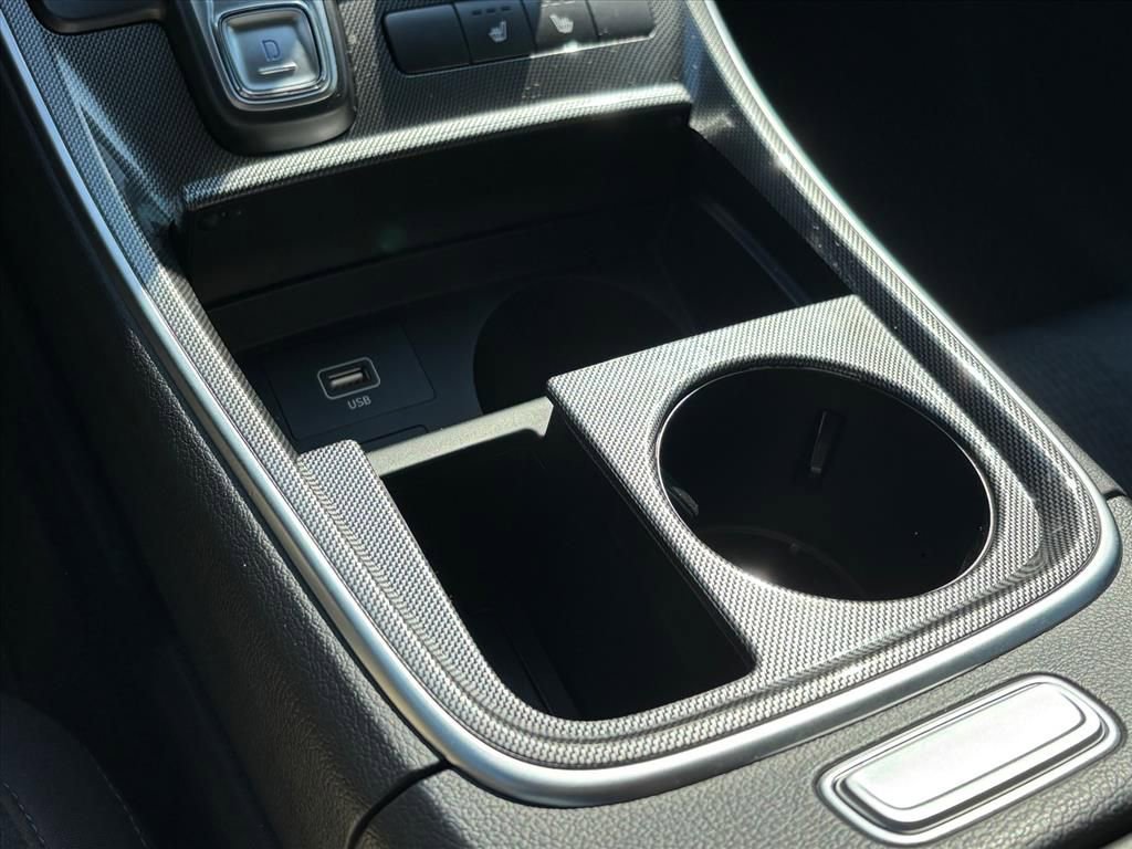 Used 2023 Hyundai Santa Fe SEL image 18