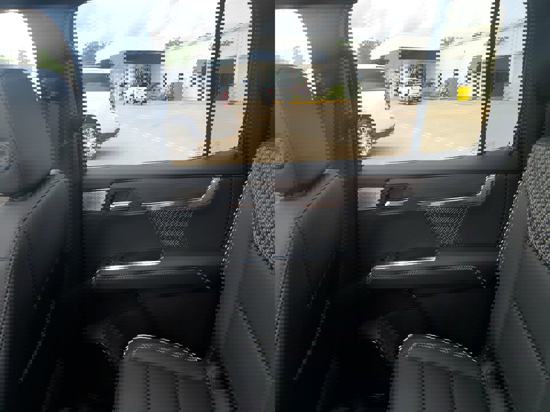 Used 2024 GMC Acadia Denali w/ Super Cruise Package image 12