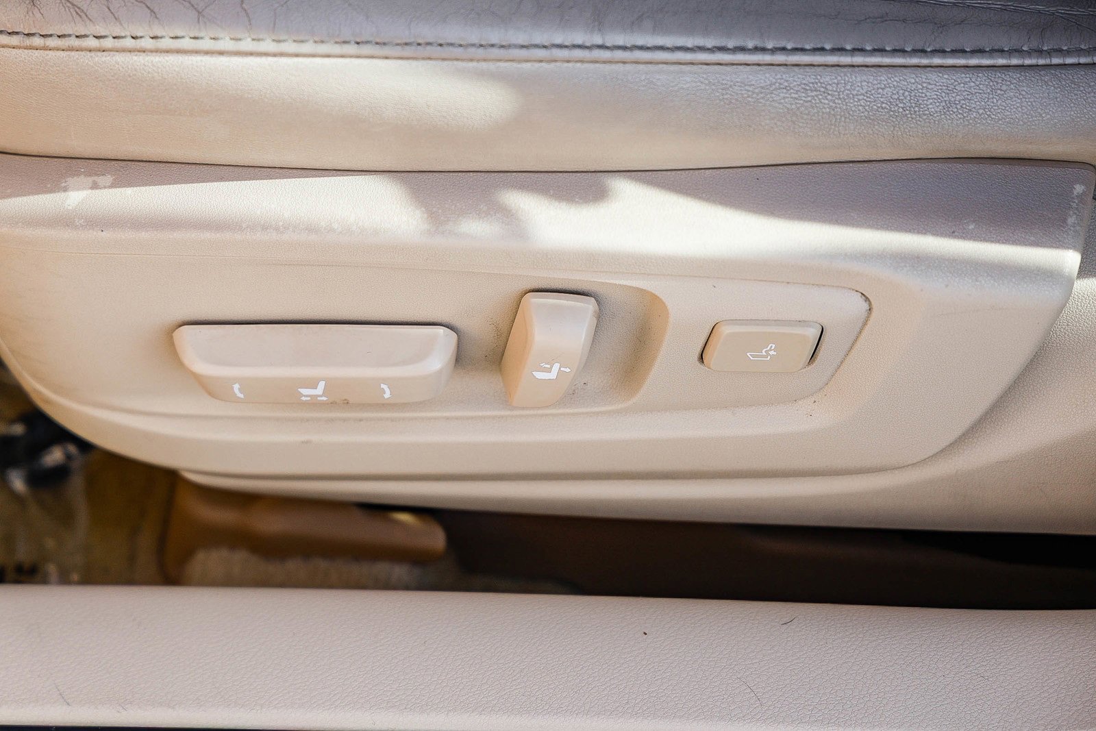 Used 2014 Lexus ES 300h image 22