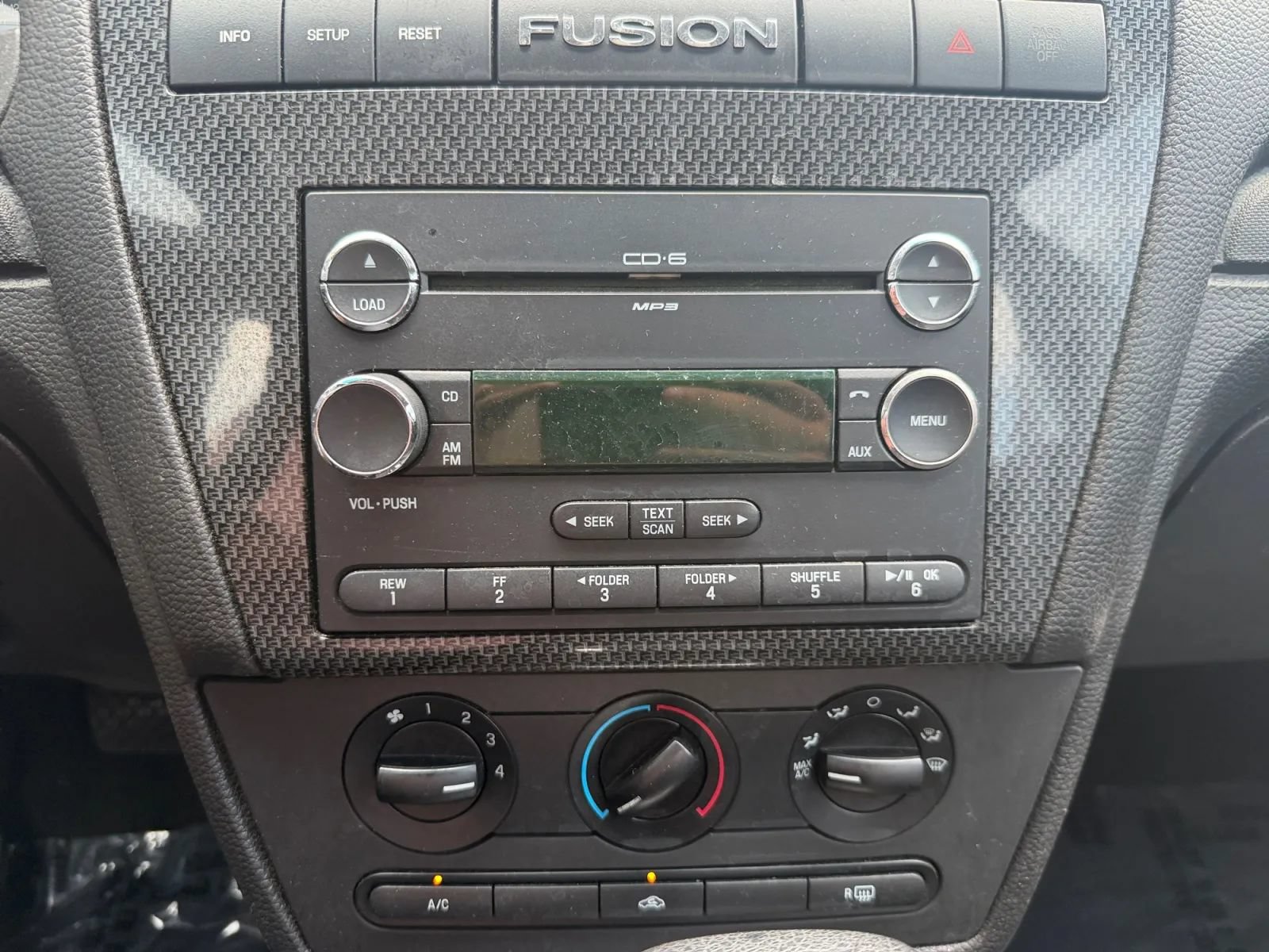 Used 2009 Ford Fusion SE FWD image 24