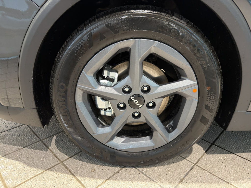 New 2026 Kia K4 FWD image 9