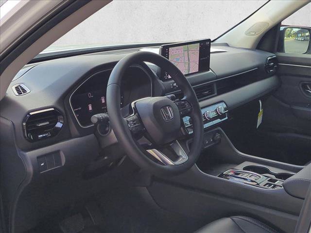 New 2026 Honda Pilot Touring image 3