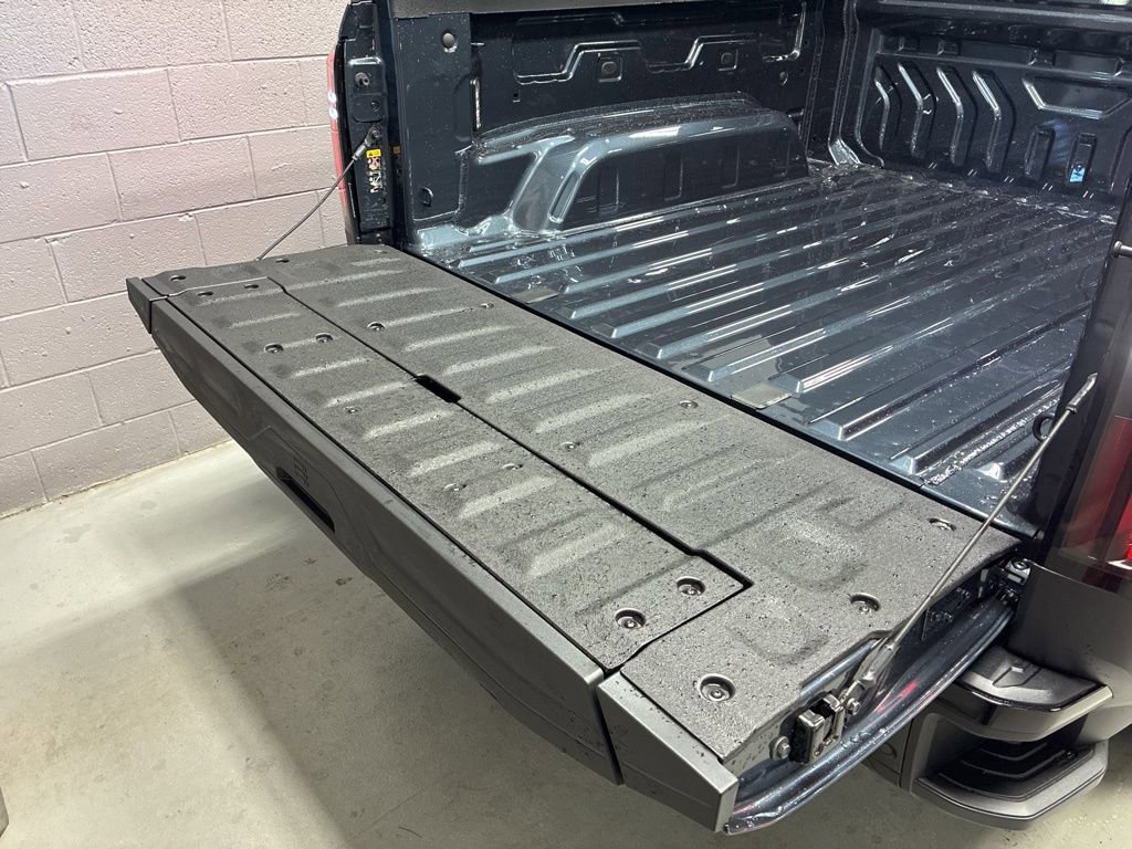 New 2026 GMC Sierra EV Elevation image 18