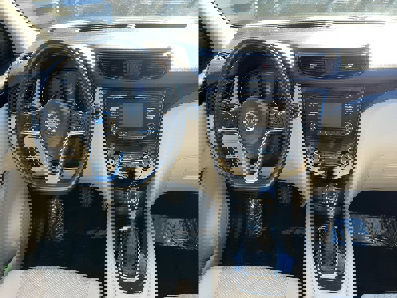 Used 2018 Nissan Rogue Sport SV w/ SV All-Weather Package image 23