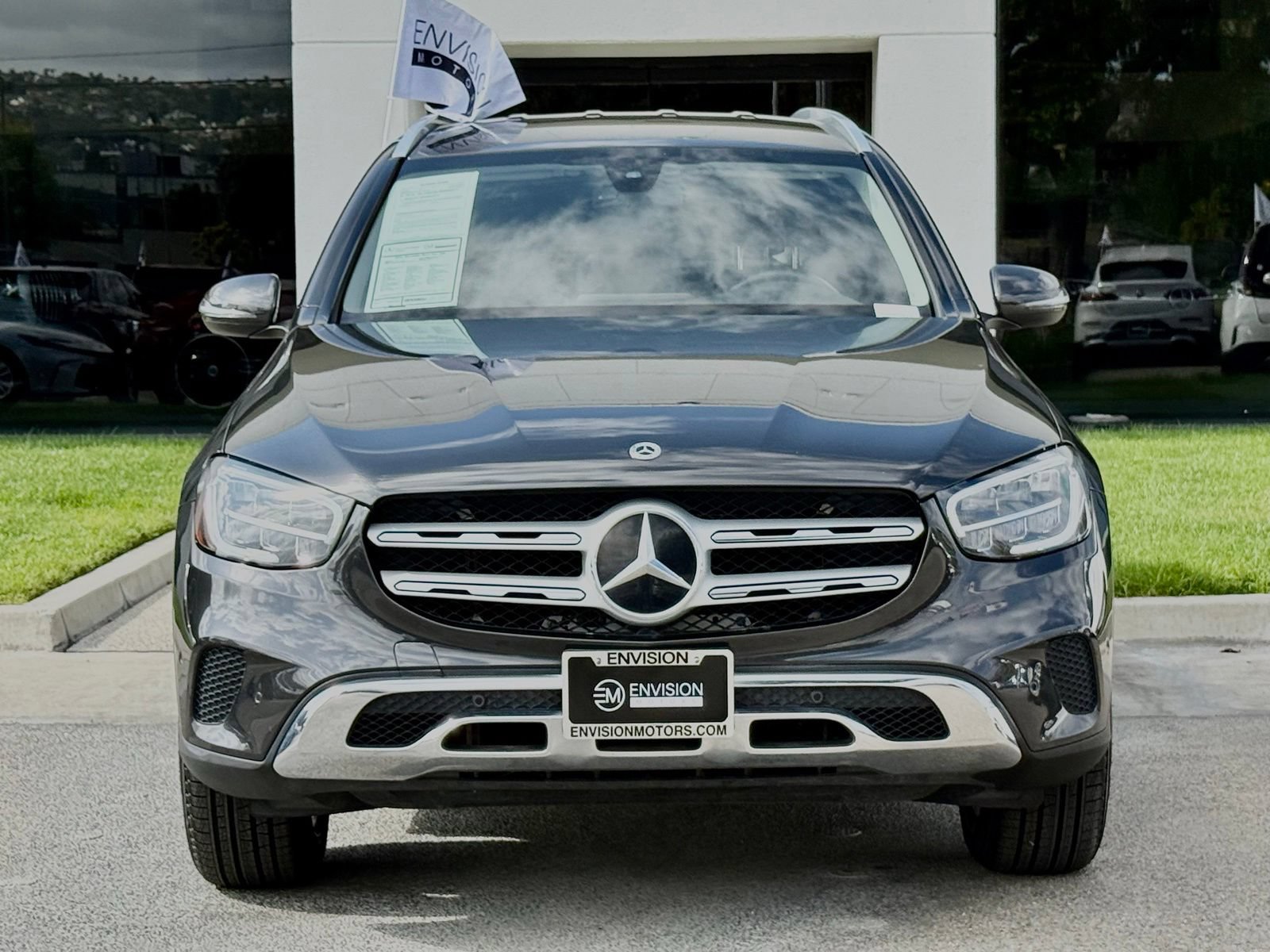 Used 2021 Mercedes-Benz GLC 300 w/ Premium Package image 5