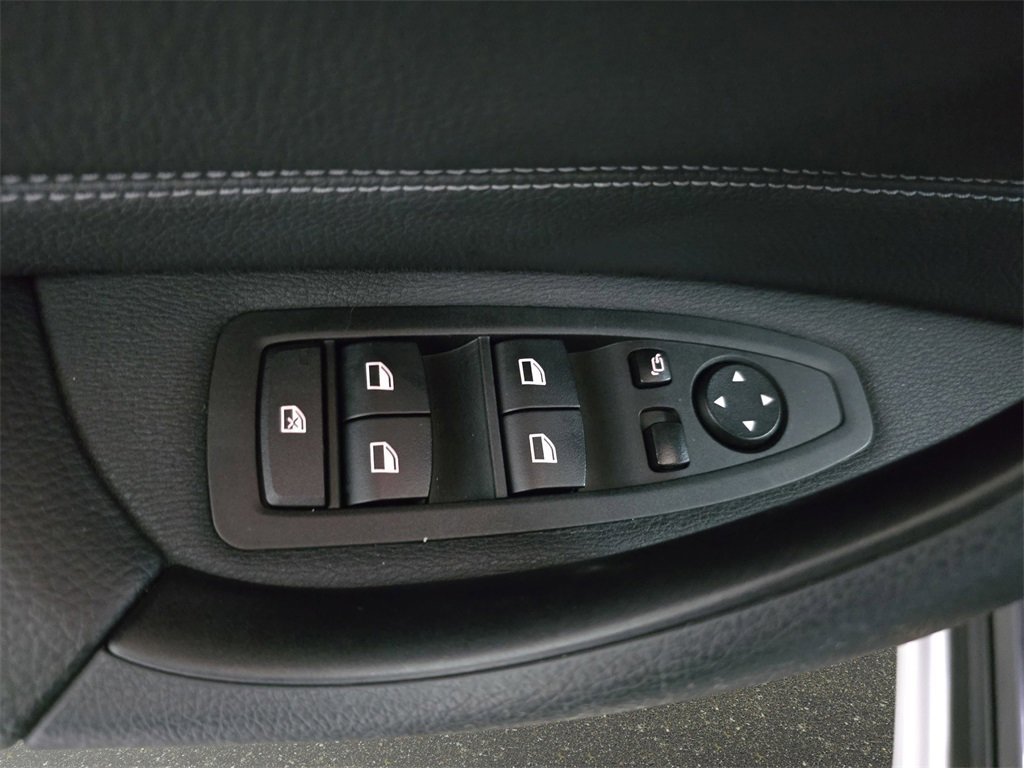 Used 2017 BMW X1 xDrive28i image 29