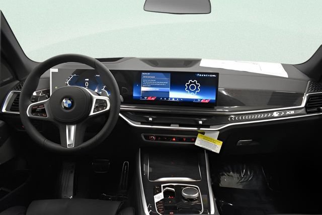 New 2026 BMW X5 xDrive40i w/ M Sport Package AWD/4WD image 5