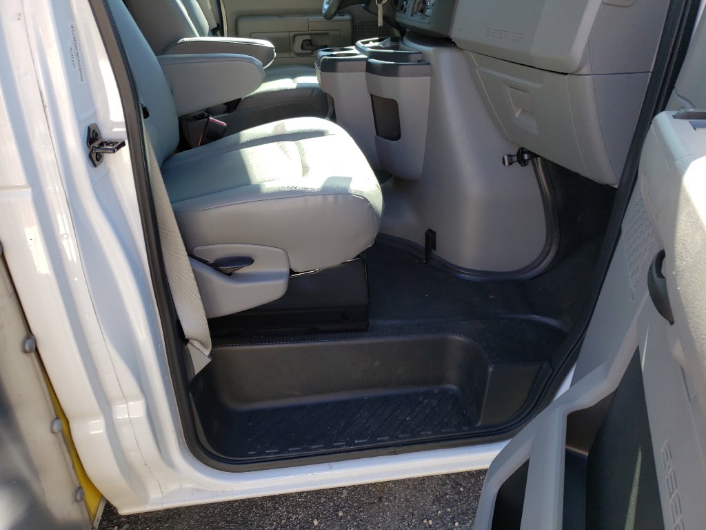 Used 2024 Ford E-350 and Econoline 350 Super Duty w/ Driver's Safety Package image 13