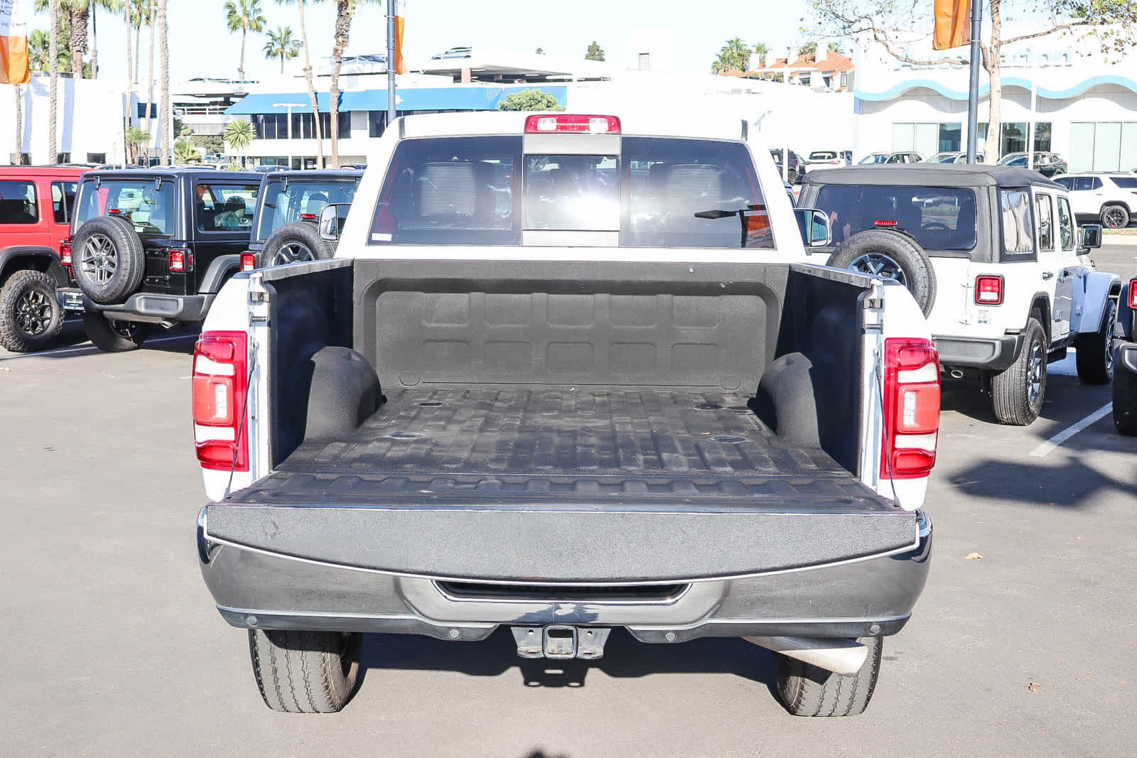 Used 2022 RAM 2500 Laramie AWD/4WD image 25