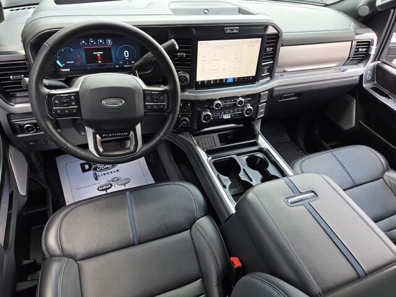 Used 2026 Ford F250 Platinum w/ FX4 Off-Road Package AWD/4WD image 11