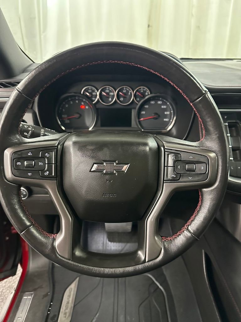 Used 2021 Chevrolet Suburban RST w/ Luxury Package AWD/4WD image 15