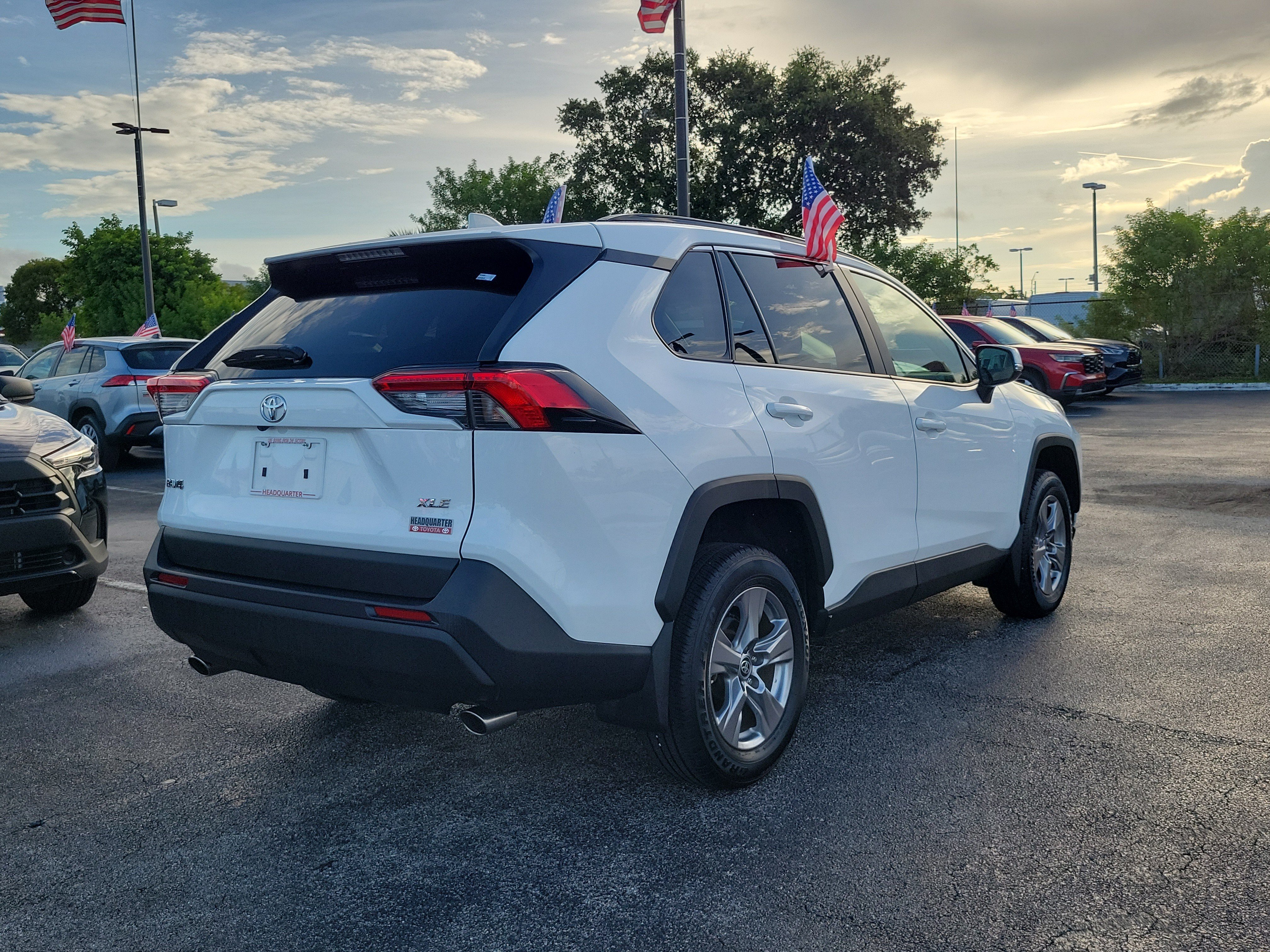 Used 2024 Toyota RAV4 XLE w/ Convenience Package FWD image 12