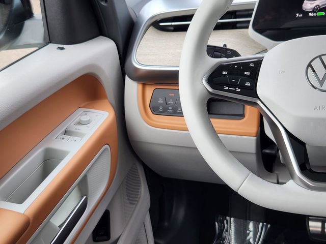New 2025 Volkswagen ID. Buzz Pro S Plus image 24