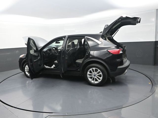 Used 2021 Ford Escape SE image 34